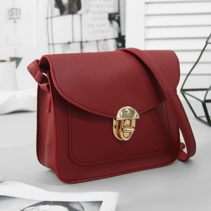 Сумка женская, отдел на молнии, наружный карман, регулируемый ремень, цвет бордовый