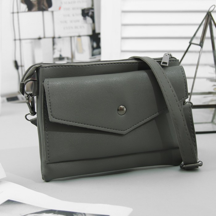 Сумка женская, отдел на молнии, 2 наружных кармана, регулируемый ремень, цвет серый