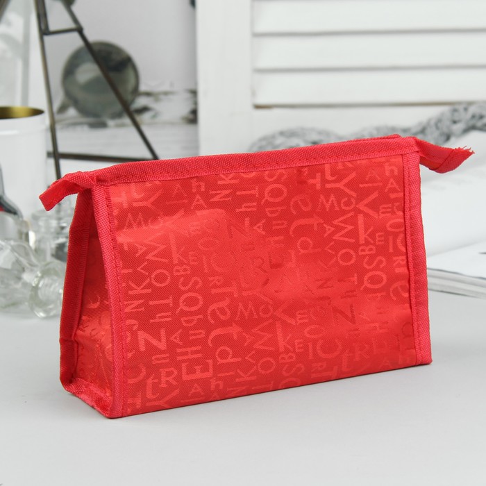 Косметичка "Буквы", отдел на молнии, цвет красный
