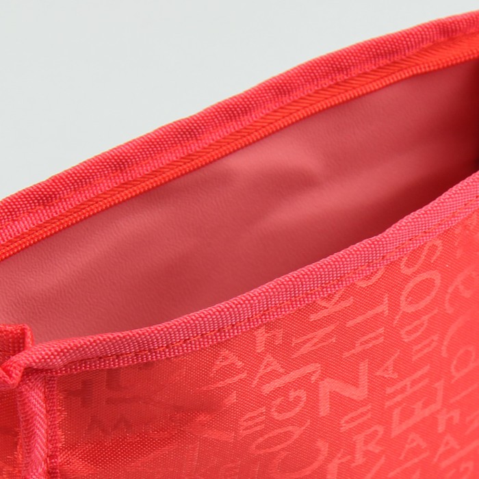 Косметичка "Буквы", отдел на молнии, цвет красный