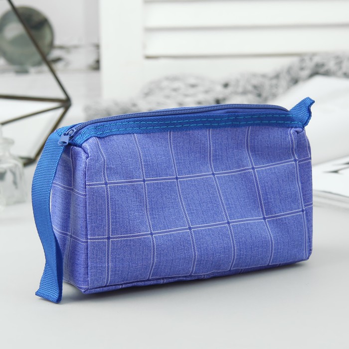 Косметичка дорожная "Квадраты", отдел на молнии, с ручкой, цвет синий