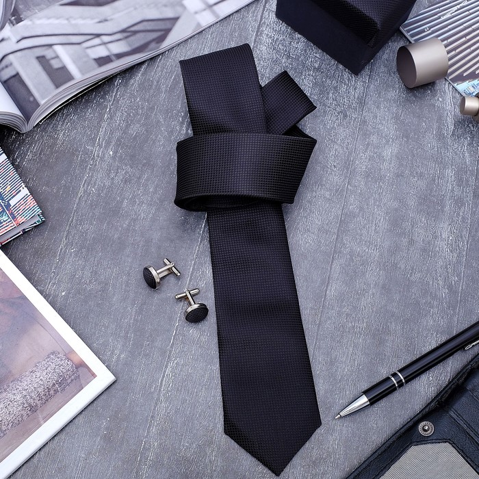 Набор мужской "Премьер" галстук 145*5см, запонки, мелкий квадрат, цвет черный