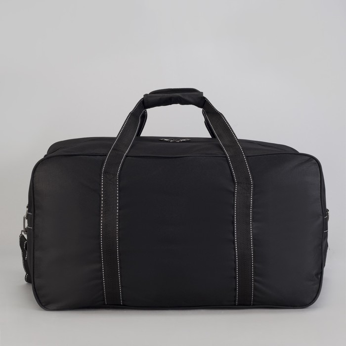 Сумка дорожная, отдел на молнии, 2 наружных кармана, длинный ремень, цвет чёрный