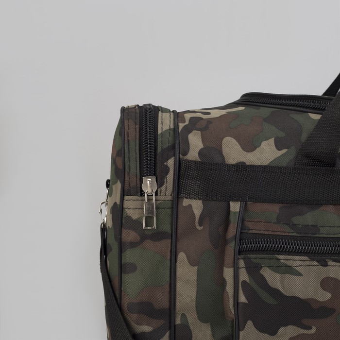 Сумка спортивная "Камуфляж", отдел на молнии, 4 наружных кармана, длинный ремень, принт милитари