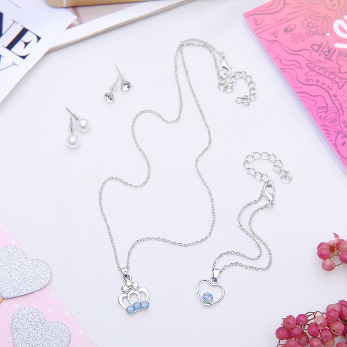 Гарнитур 5 предм: 3 пары пуссет,кулон, браслет "Сердце" с короной, цвет бело-голубой в сереб 34882