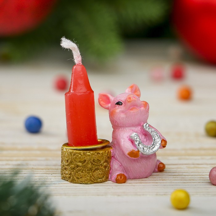 Сувенир полистоун "Хрюшка со свечкой в денежном подсвечнике" 3,5х4х2,2 см