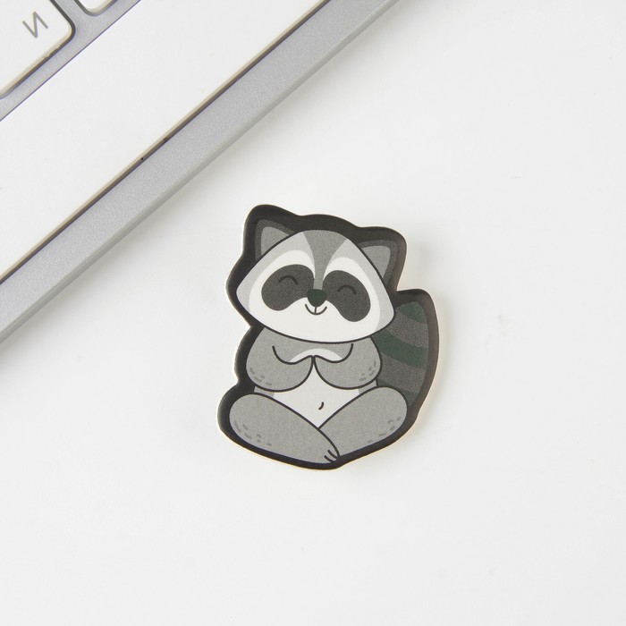 Значок антистресс с раскраской "Енот"