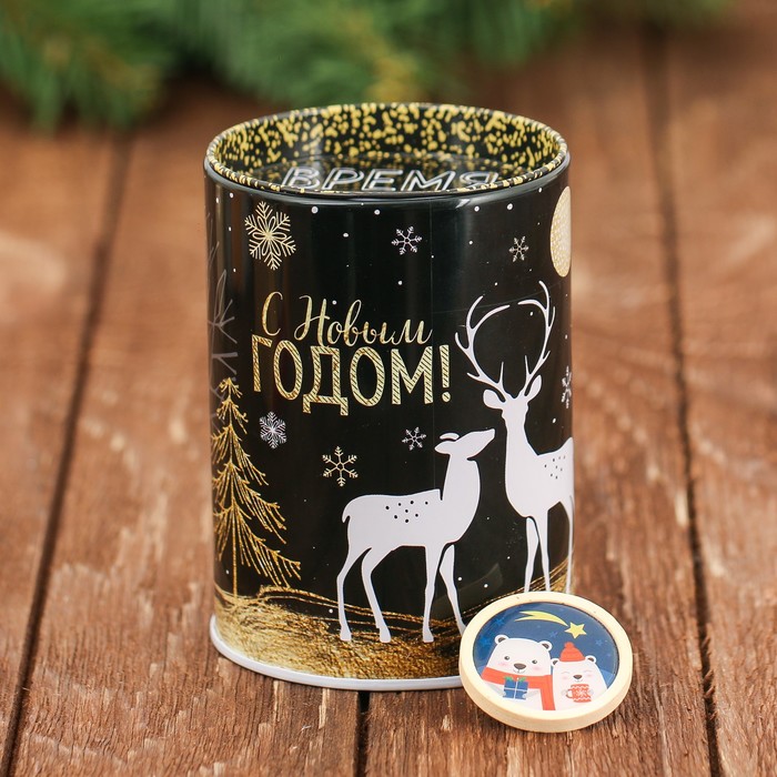 Набор "С Новым годом": копилка, значок