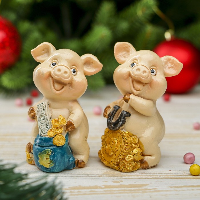 Сувенир полистоун "Хрюша-богач" МИКС 7,7х5х4,3 см