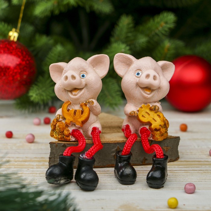 Сувенир полистоун "Розовый поросёнок с ножками" МИКС 12х4х4 см