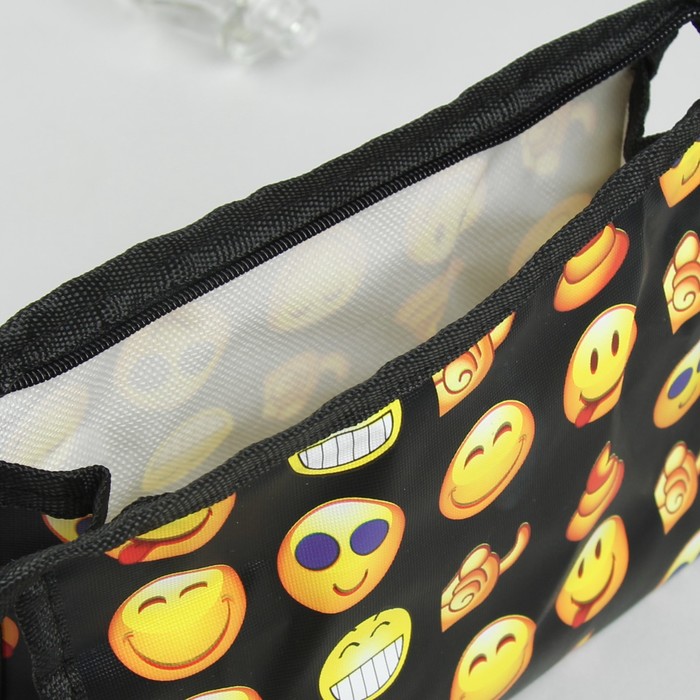 Косметичка "Смайлик", отдел на молнии, цвет чёрный