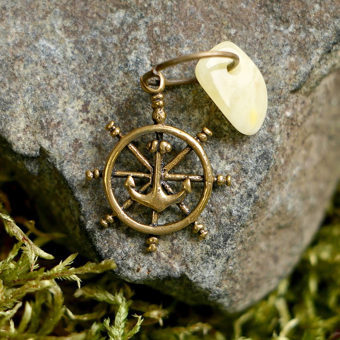 Брелок-талисман "Штурвал", натуральный янтарь