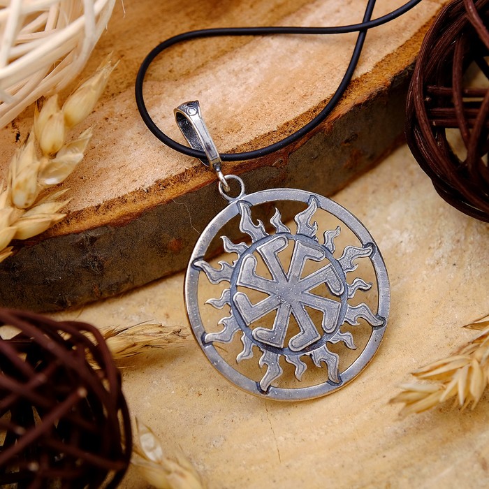 Кулон "Коловрат", цвет чернёное серебро, 50см