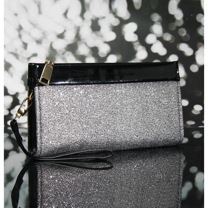 Клатч женский, отдел с перегородкой на молнии, с ручкой, цвет бронзовый