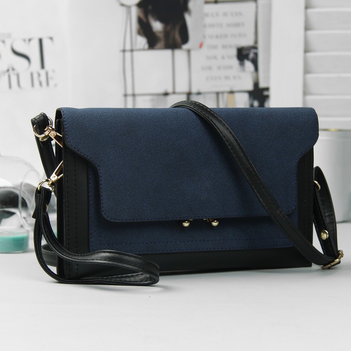 Клатч женский, 3 отдела на молнии, наружный карман, с ручкой, регулируемый ремень, цвет синий