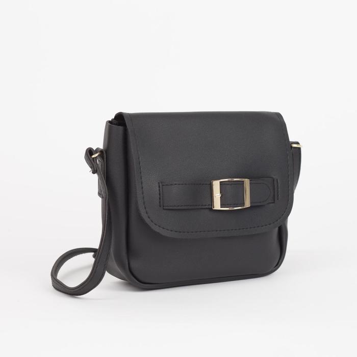 Сумка женская, отдел на молнии, регулируемый ремень, цвет чёрный