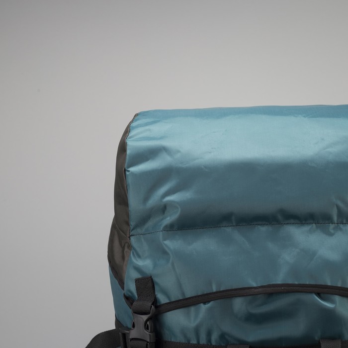 Рюкзак туристический "Урал", 75л, отдел на шнурке, 2 наружных кармана, цвет чёрный/зеленый