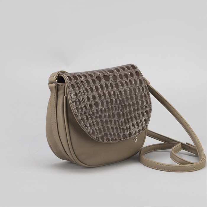 Сумка женская, отдел на молнии, длинный ремень, цвет бежевый