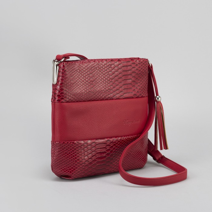 Сумка женская, отдел на молнии, наружный карман, регулируемый ремень, цвет красный