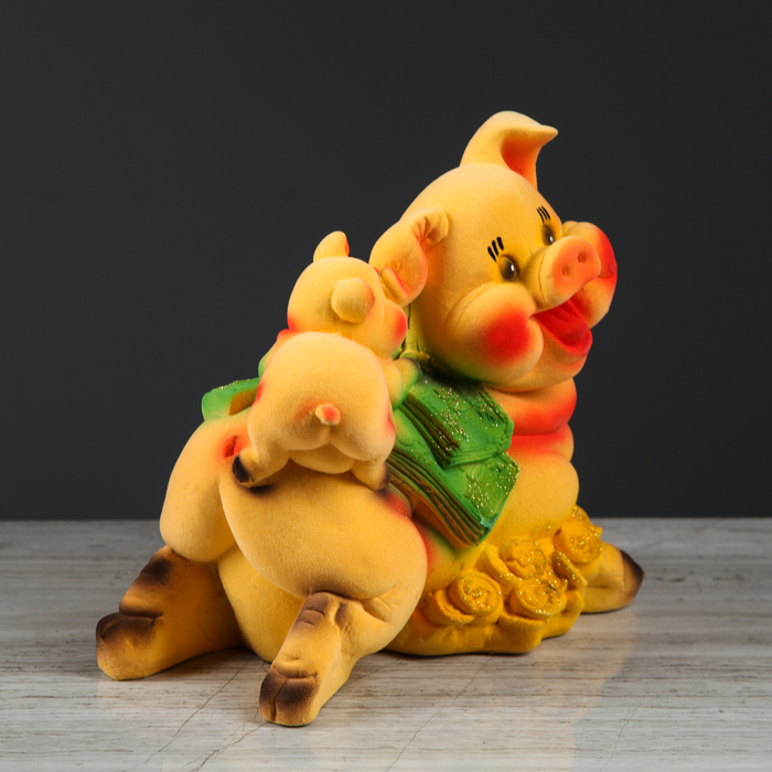 Копилка "Свинья с долларом лежит" флок, микс