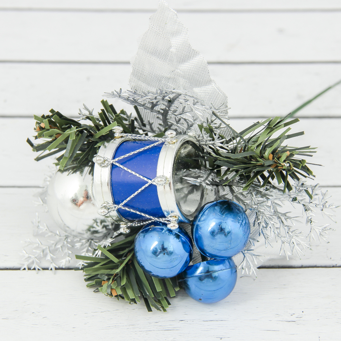Декор "Зимний сон" бубенчик и шарики 9*10 см, синий