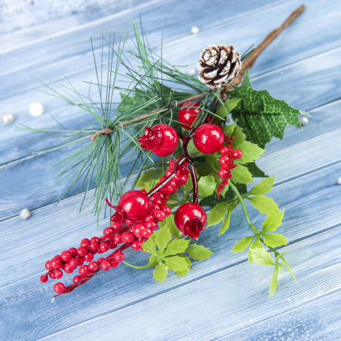 Декор "Зимние грезы" 24 см гранаты шишка