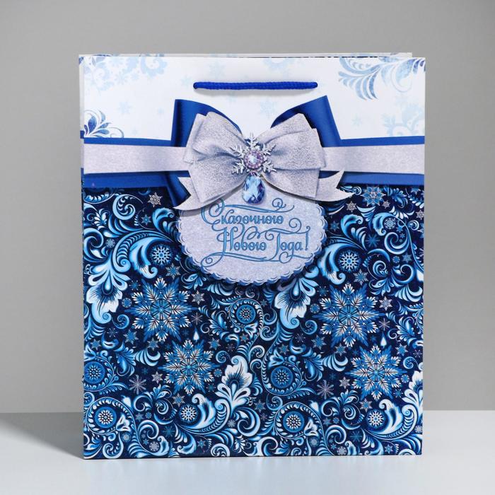 Пакет ламинированный вертикальный «Сказочного Нового Года», 23 × 27 × 8 см