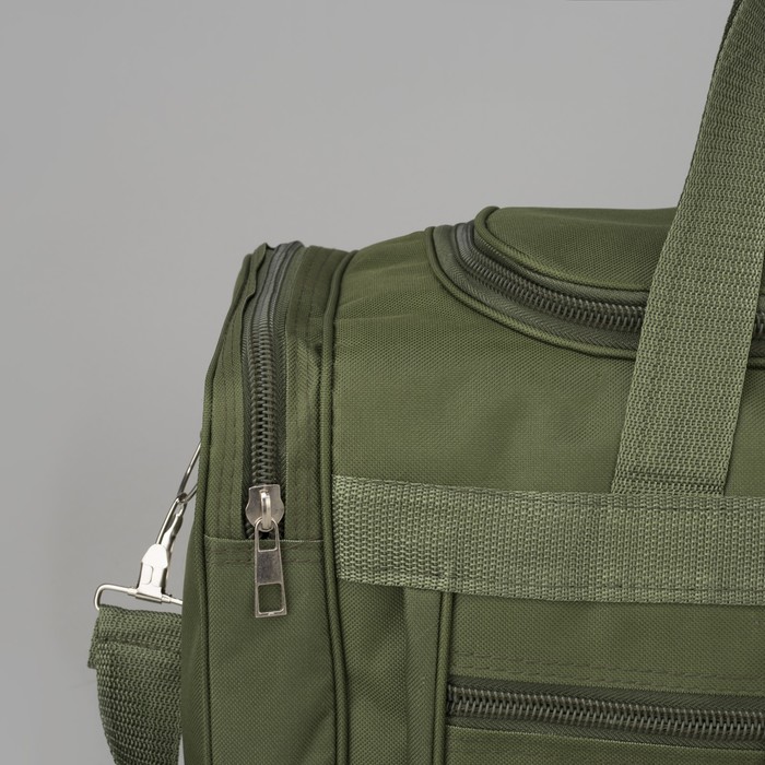 Сумка спортивная "Классика", отдел на молнии, наружный карман, длинный ремень, цвет хаки