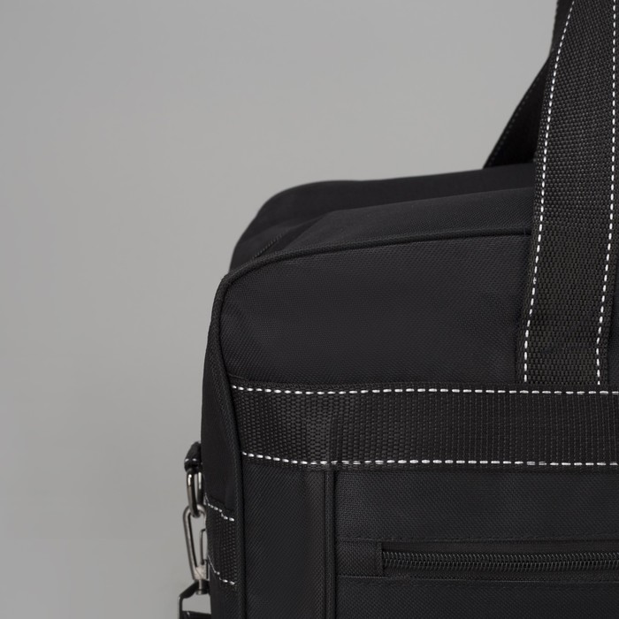 Сумка дорожная, отдел на молнии, 2 наружных кармана, длинный ремень, цвет чёрный