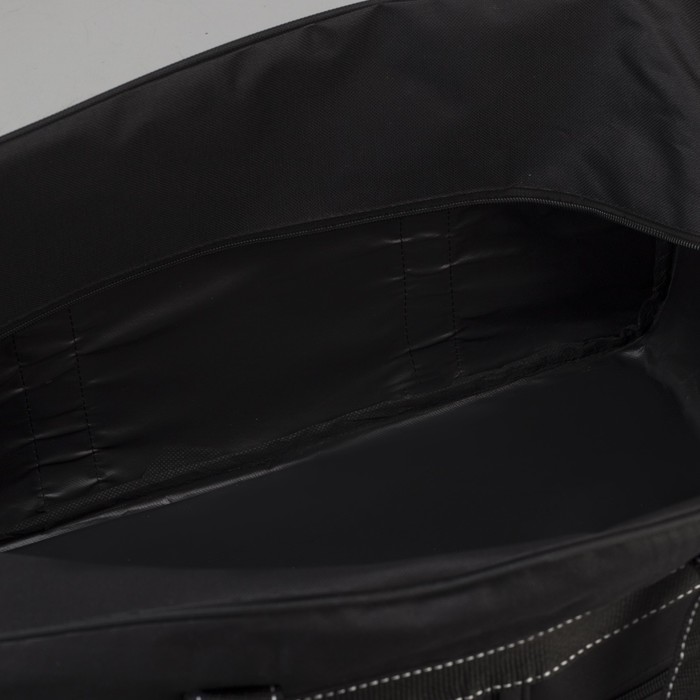 Сумка дорожная, отдел на молнии, 2 наружных кармана, длинный ремень, цвет чёрный