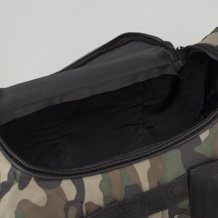 Сумка спортивная "Камуфляж", отдел на молнии, 4 наружных кармана, длинный ремень, принт милитари