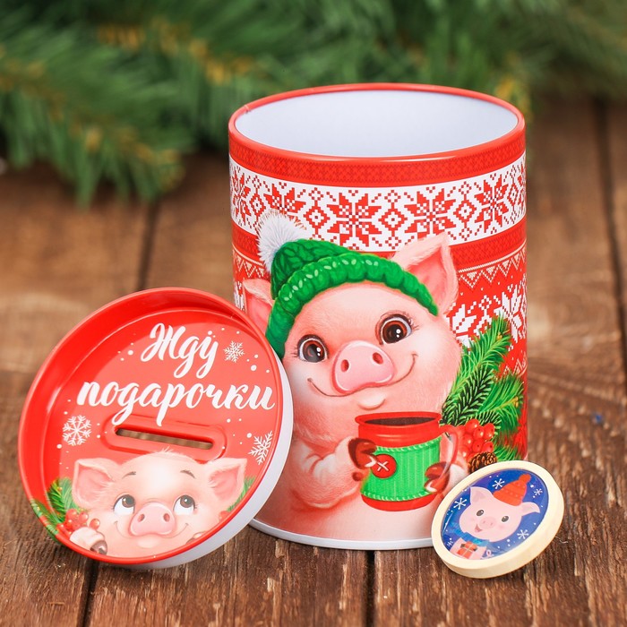 Набор "Чудес в Новом году": копилка, значок