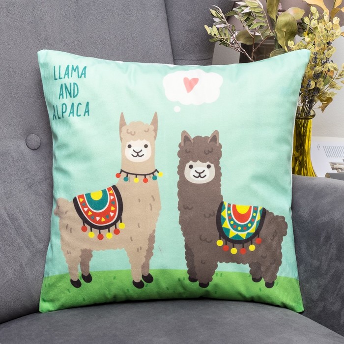 Наволочка декоративная Этель "Альпака и лама" 40 х 40 см, велюр