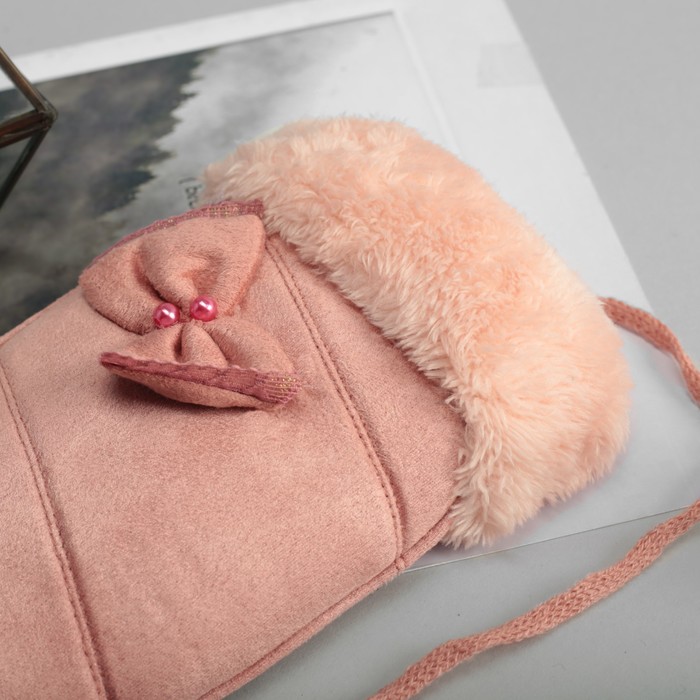 Варежки женские безразмерные, подклад искусственный мех, цвет пудровый