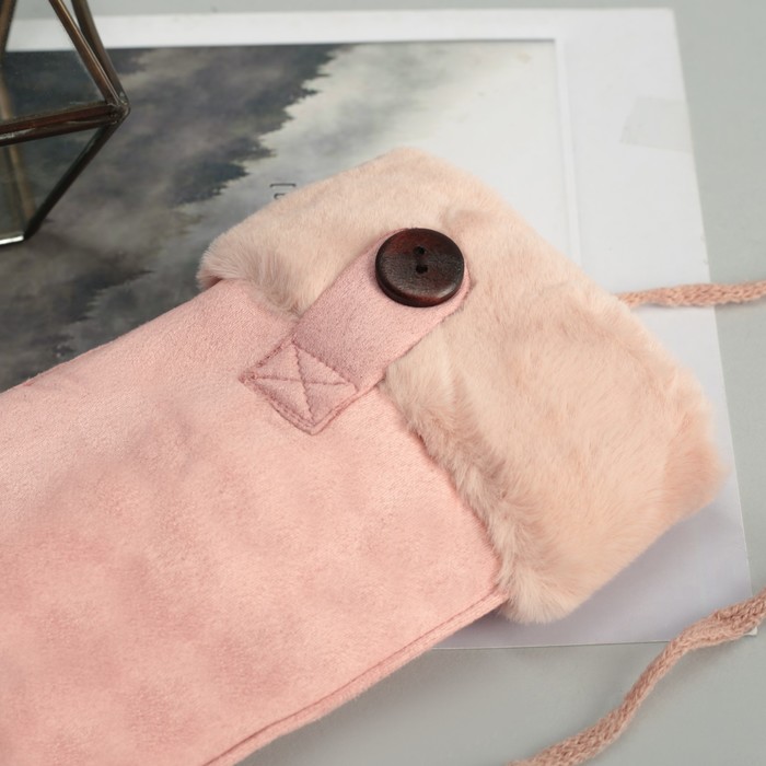 Варежки женские безразмерные, гладкие, подклад искусственный мех, цвет пудровый