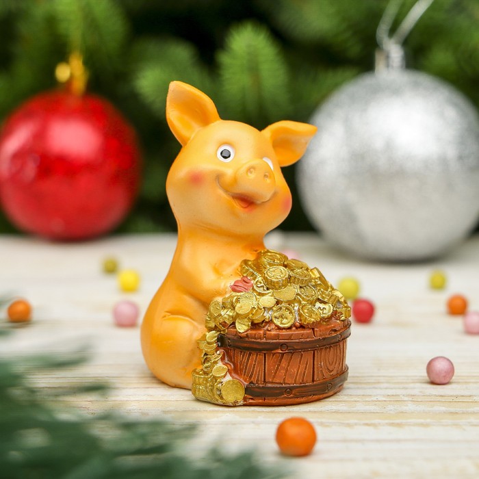 Сувенир полистоун "Маленький поросёнок с кадкой золотых монет" 7,2х5,7х3,5 см
