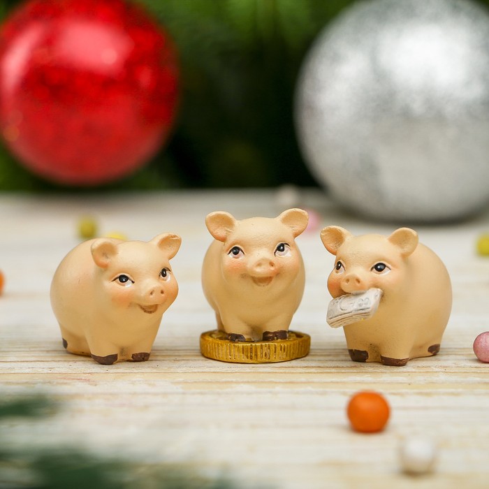 Сувенир полистоун "Денежная хрюшка" МИКС 2,8х4х2 см