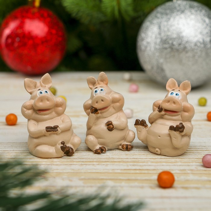 Сувенир полистоун "Хряк" МИКС 4,5х3х3 см