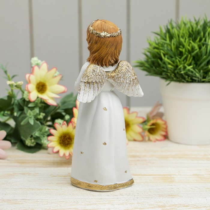 Сувенир полистоун "Ангелочек в белом платье с золотым воротником со свечой" 14,5х6,5х7 см