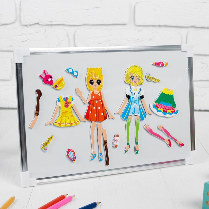 Набор развивающих магнитов "Переодень девочку "Красотка"