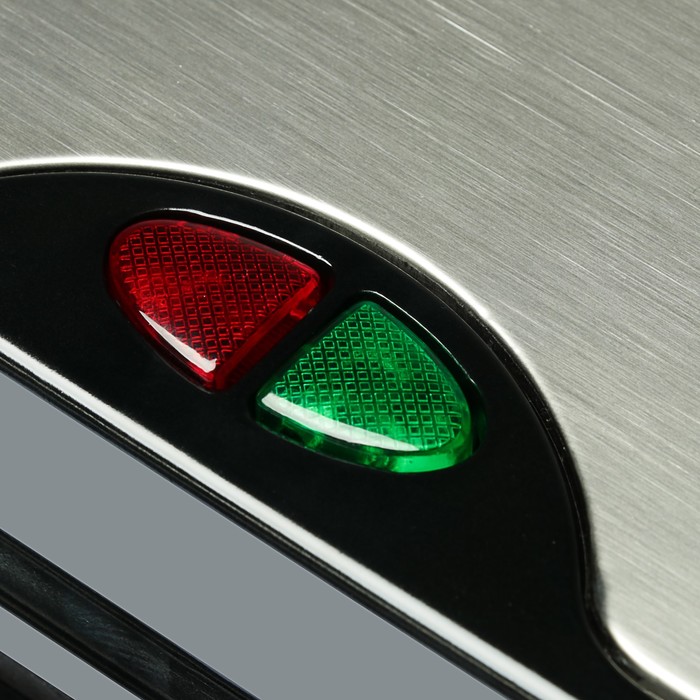 Электрогриль Sinbo SSM 2547, 1500 Вт, механическое управление, серебристый