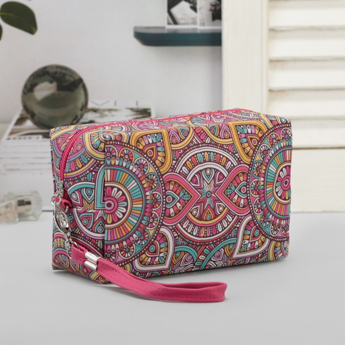 Косметичка дорожная "Узор", отдел на молнии, ручка, цвет малиновый