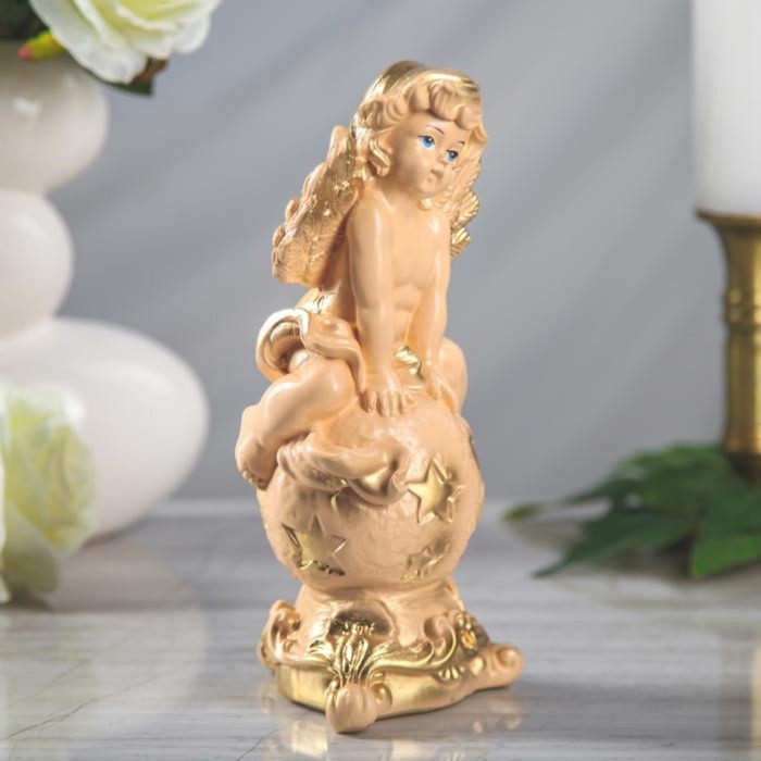 Статуэтка &quot;Ангел на шаре&quot; малая, бежевая  10*11*22 см