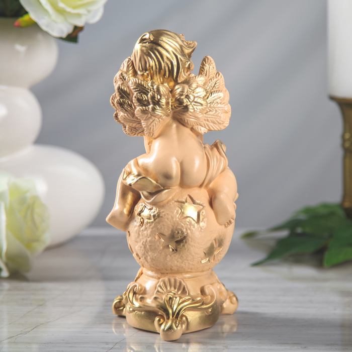 Статуэтка "Ангел на шаре" малая, бежевая 10*11*22 см