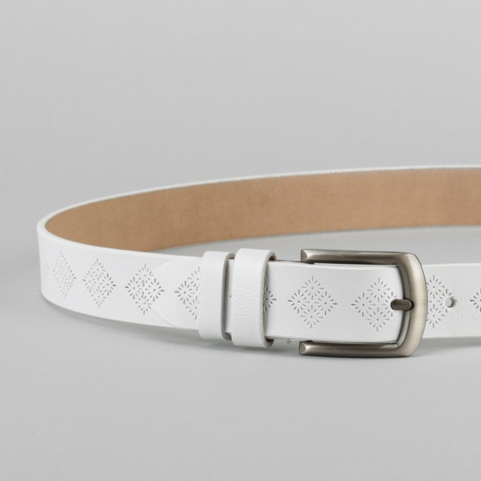 Ремень женский, перфорация, пряжка тёмный металл, цвет белый