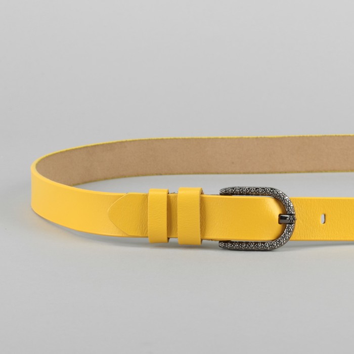 Ремень женский, гладкий, пряжка тёмный металл, цвет жёлтый