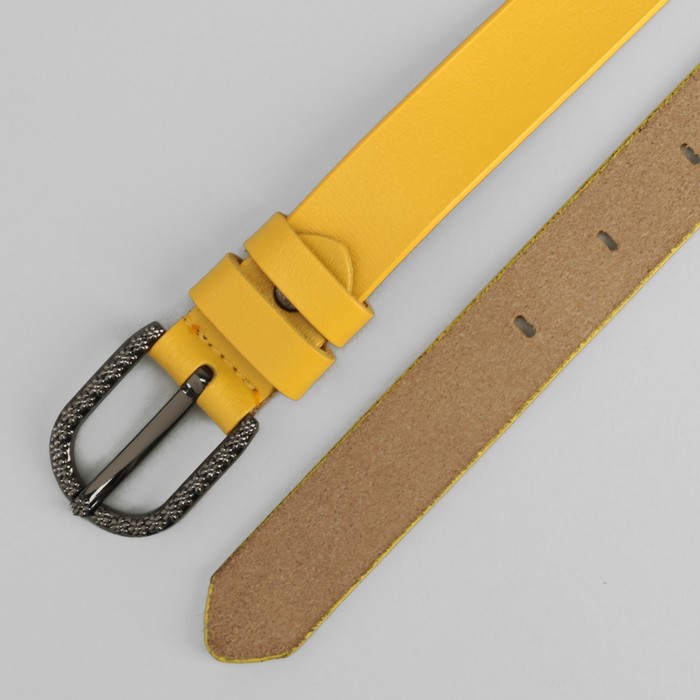 Ремень женский, гладкий, пряжка тёмный металл, цвет жёлтый