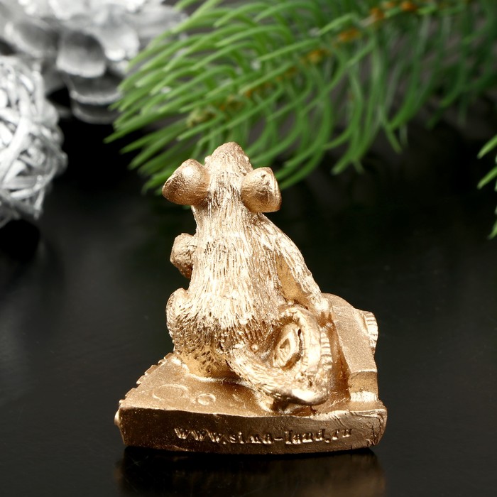 Фигурка "Притягатель бабосиков"