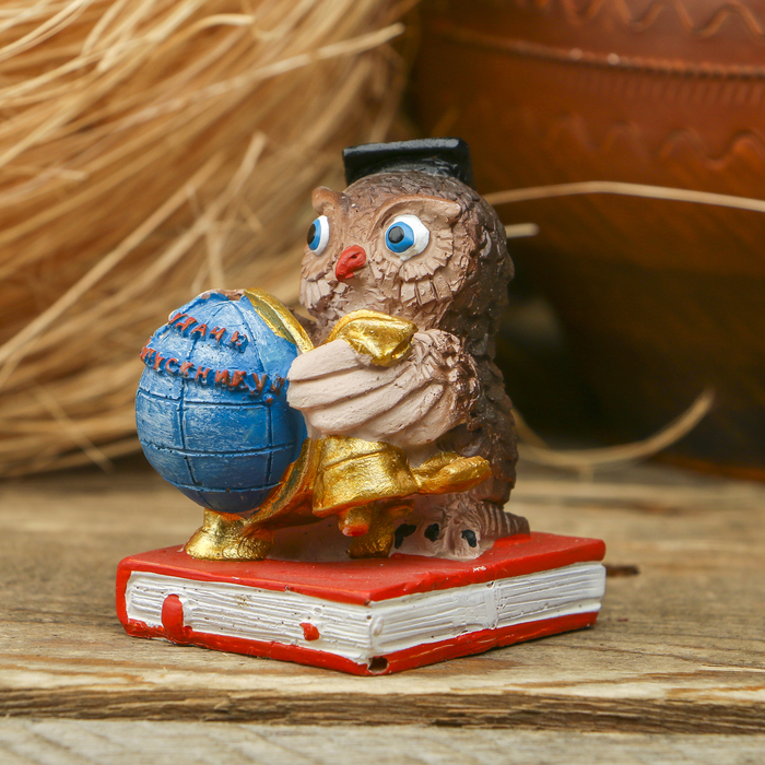 Фигурка "Удачи выпускнику!"