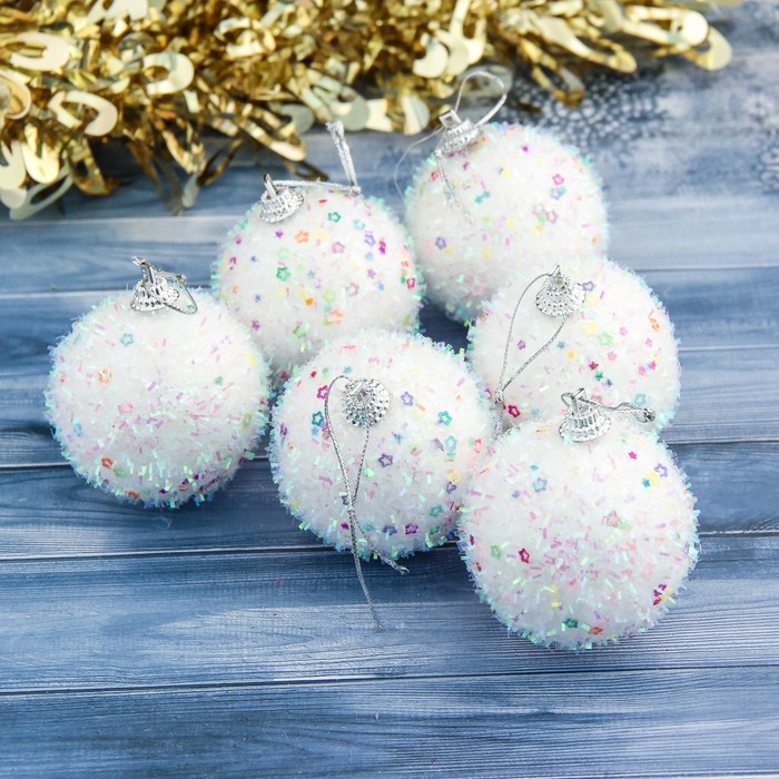 Набор ёлочных украшений "Шарики с пайетками" d-6 см, 6шт., белый